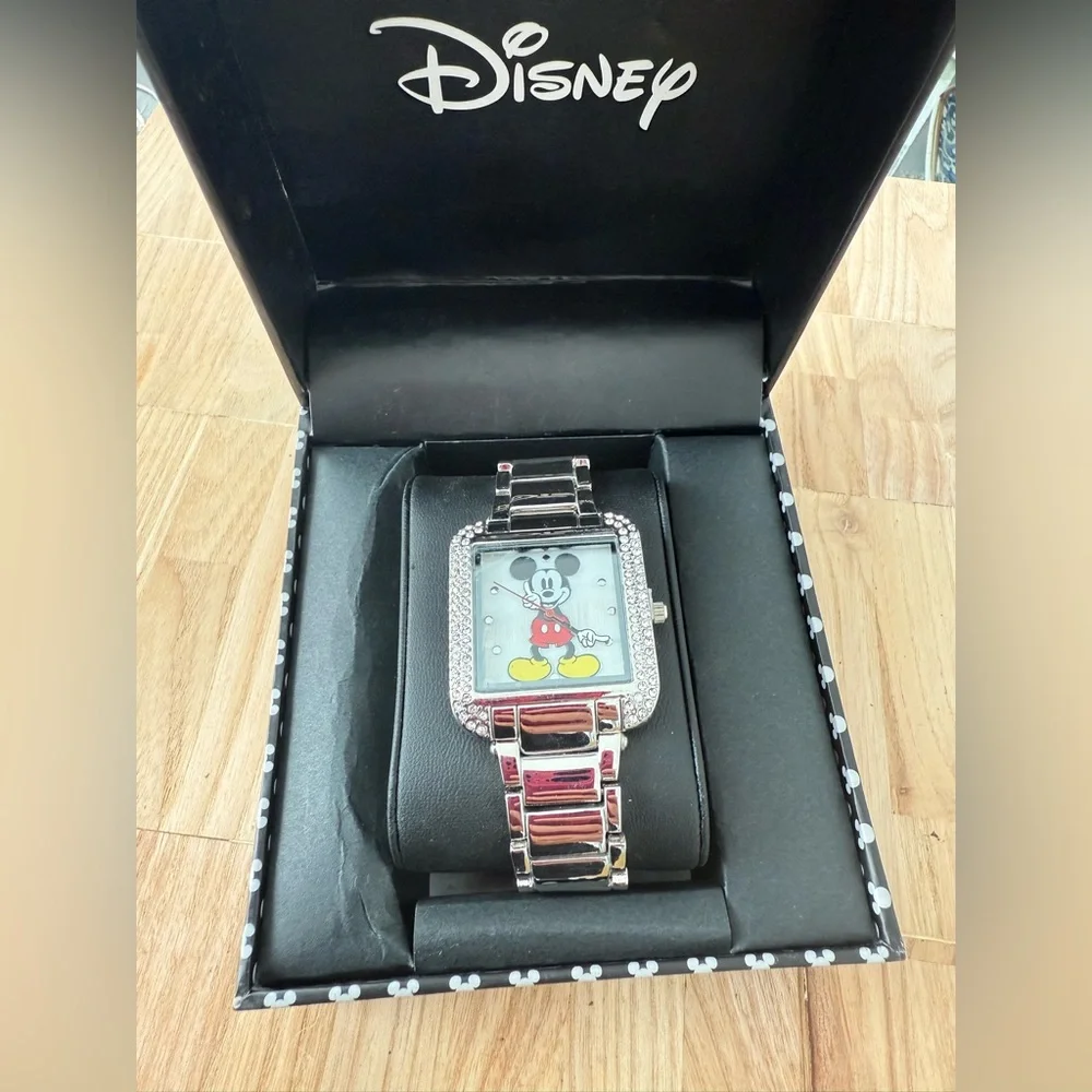 Disney rectangular Mickey Mouse silver tone watch NEW BATTERY